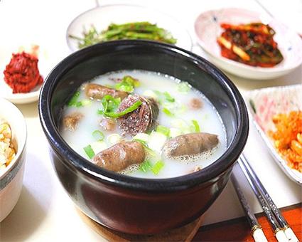 Korean Sausage and Rice Soup(sundae gukbap)