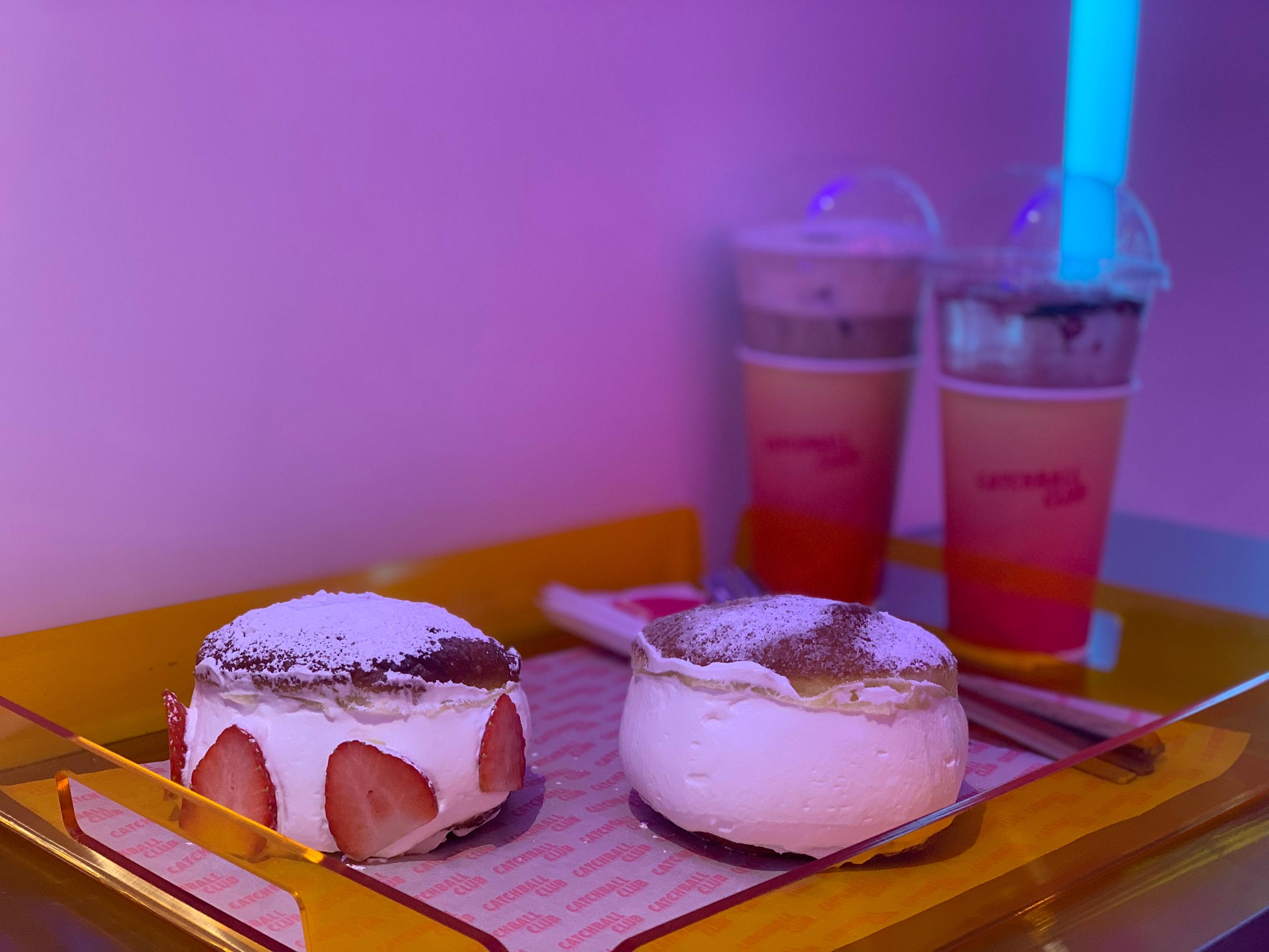 บรรยากาศภายในร้าน CATCHBALL CLUB