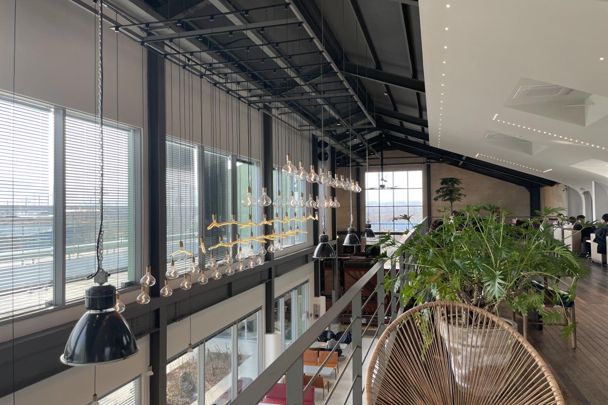 咖啡明家本大邱店內環境