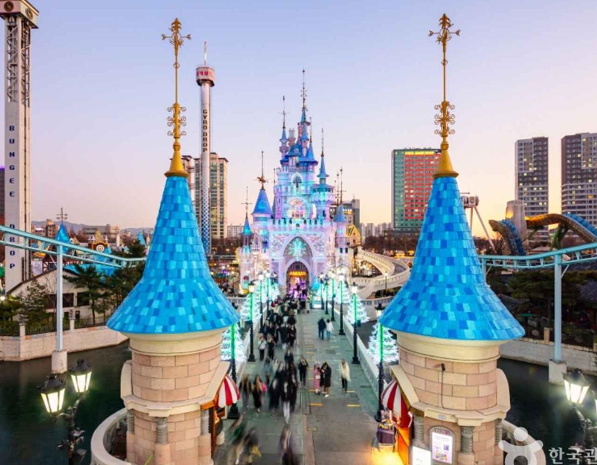 LOTTE World + Aquarium