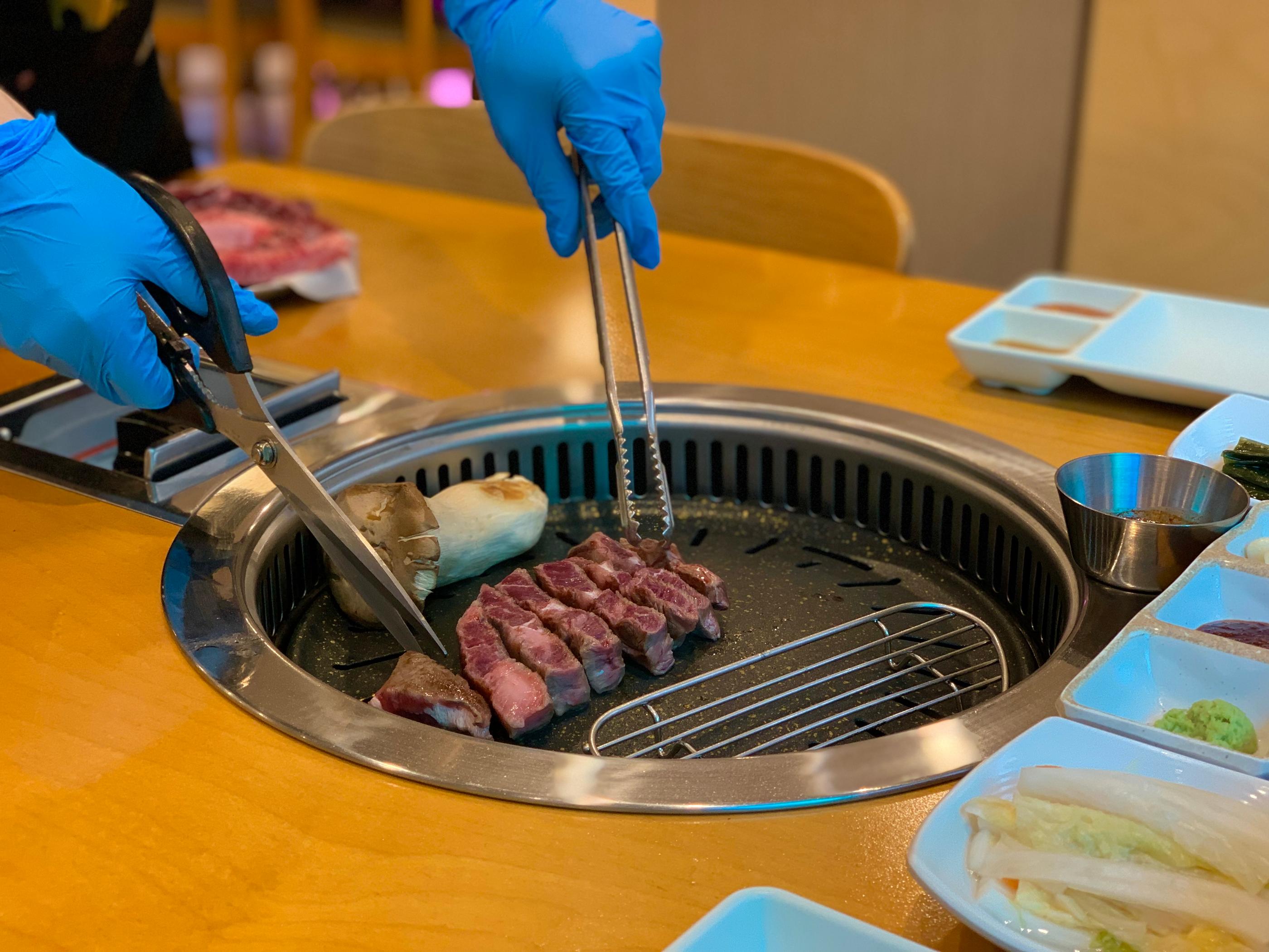 黃金牧場（明洞）