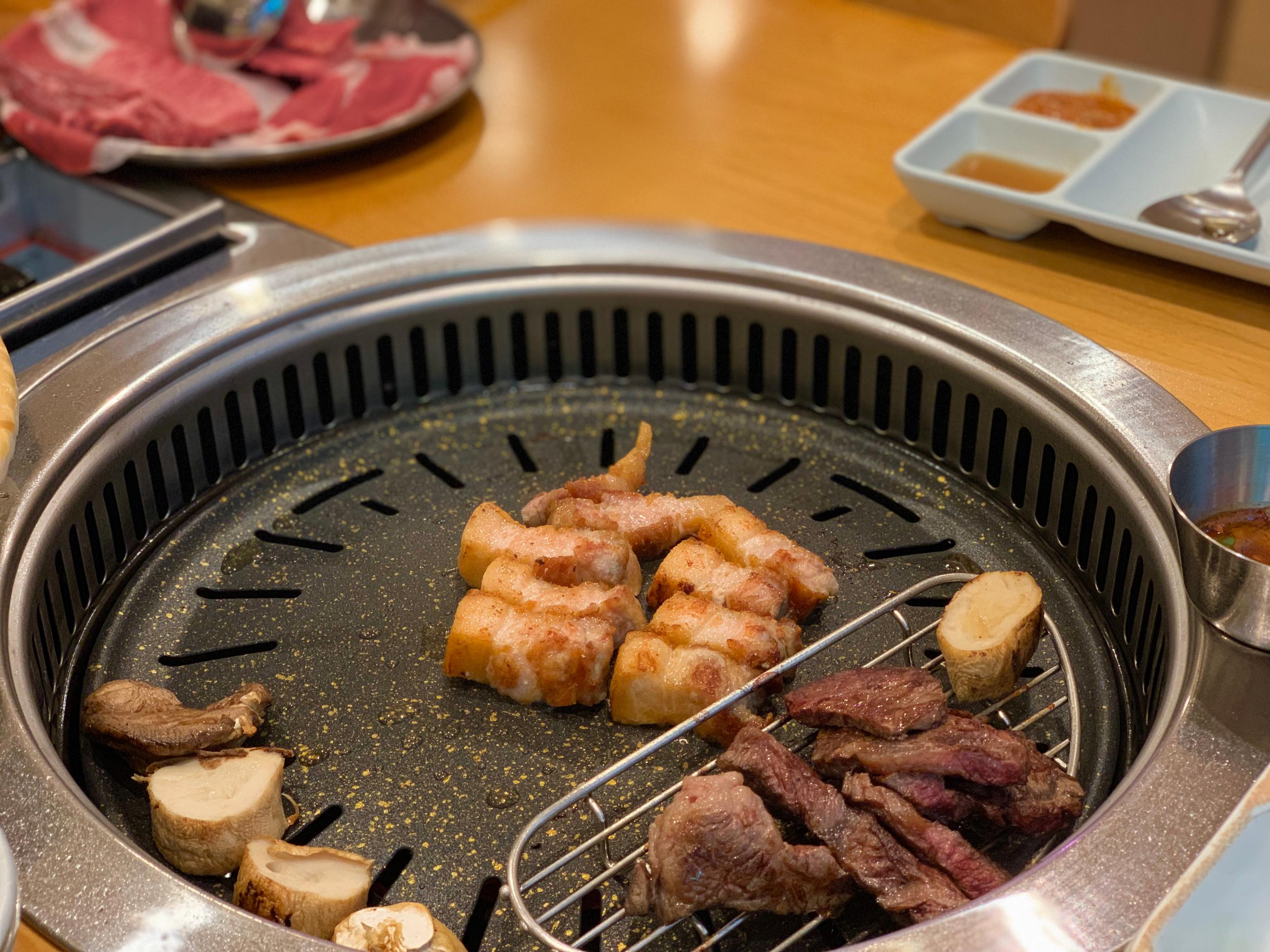 黃金牧場（明洞）