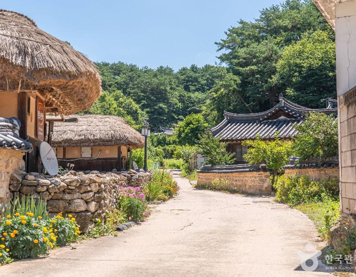  Yeongju World Heritage Site in Gyeongsangbuk-do Province