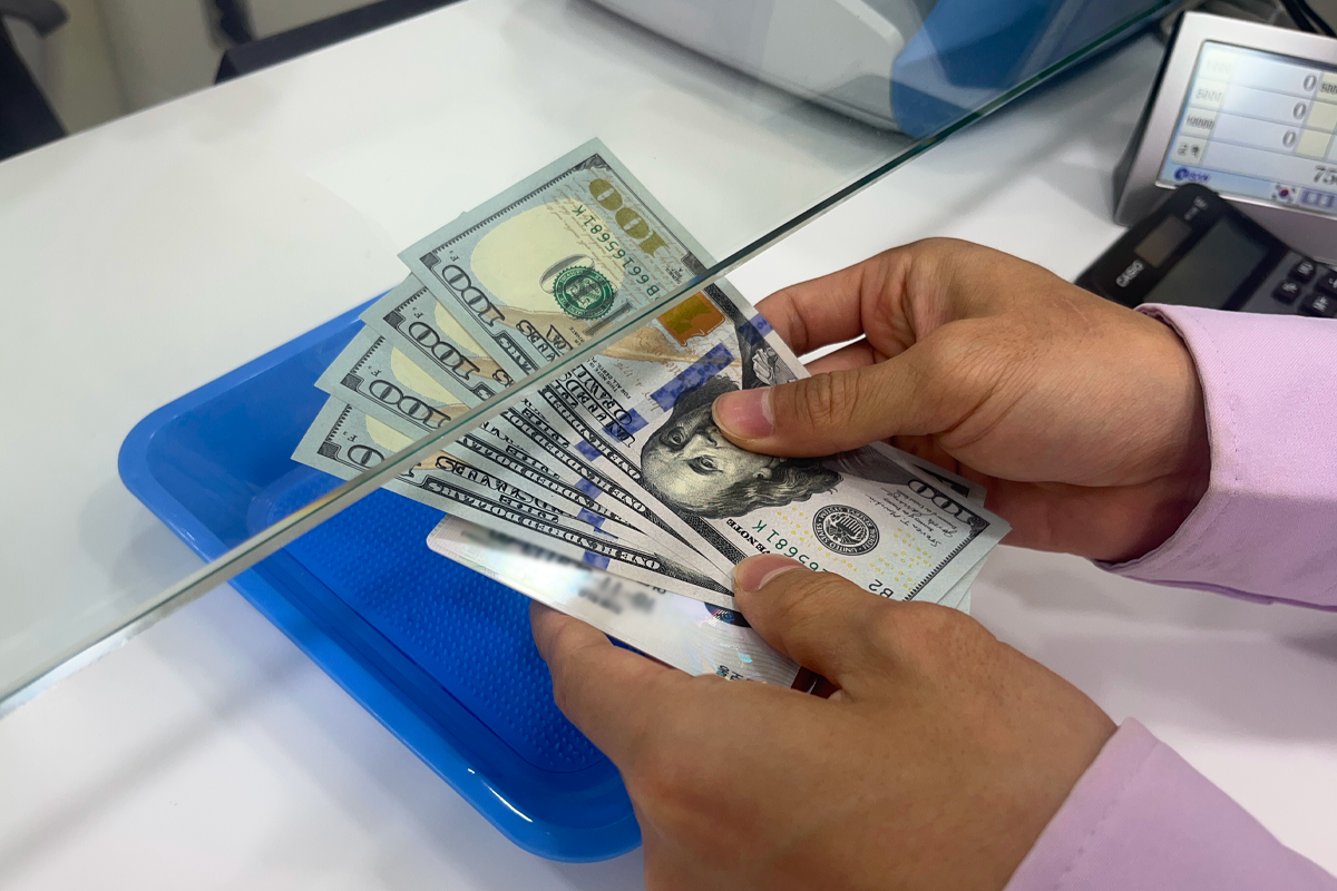 Money Box弘大店：韓國最佳匯率與24小時服務