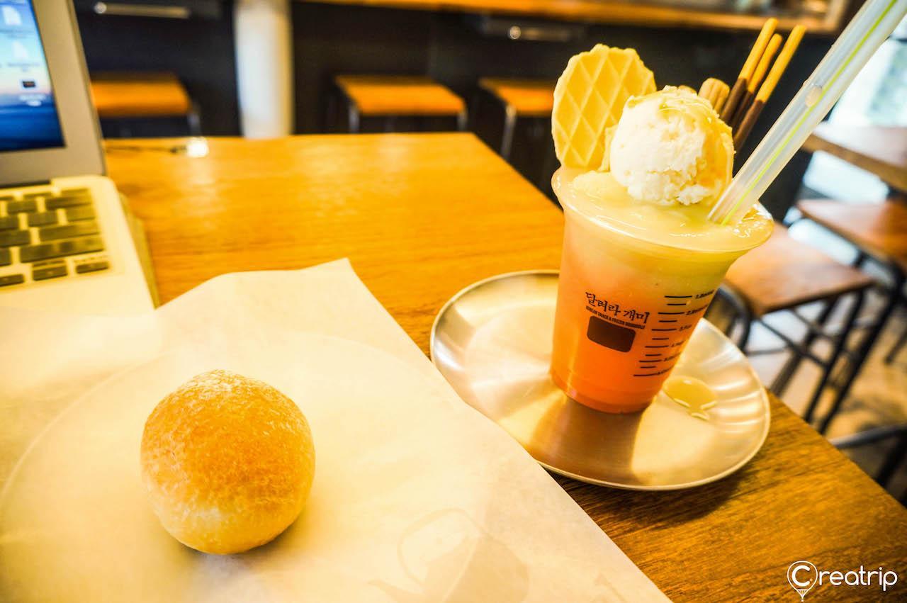 Ant coffee shop image 1