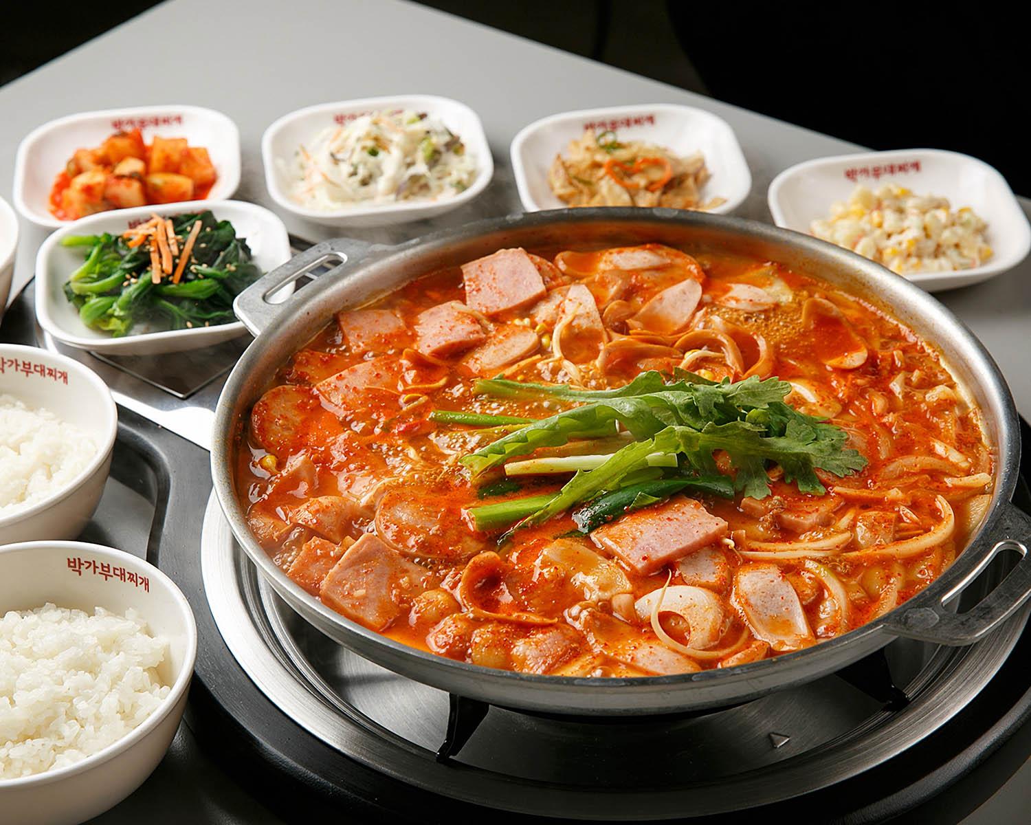 บริการเดลิเวอรี่: บูแดชิแก (부대찌개)-image
