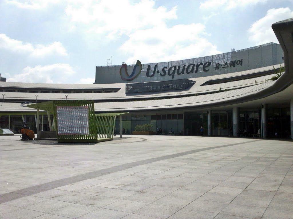 Gwangju bus terminal image 1