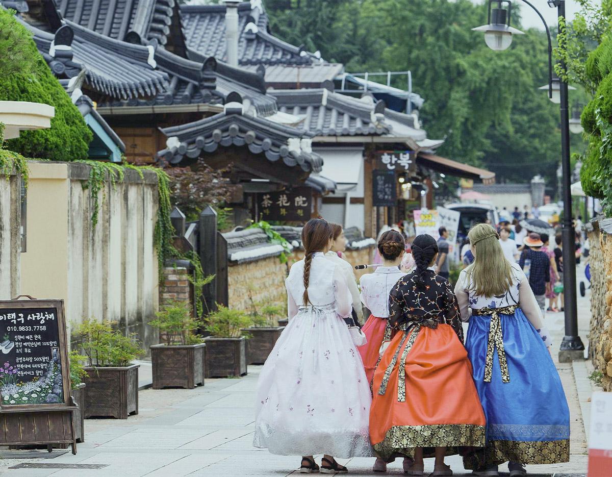 Jeonju Hanok Village + Spring Flowers Day Tour | Seoul Departure