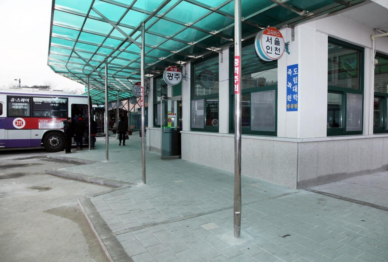 Terminal bus Damyang image 1