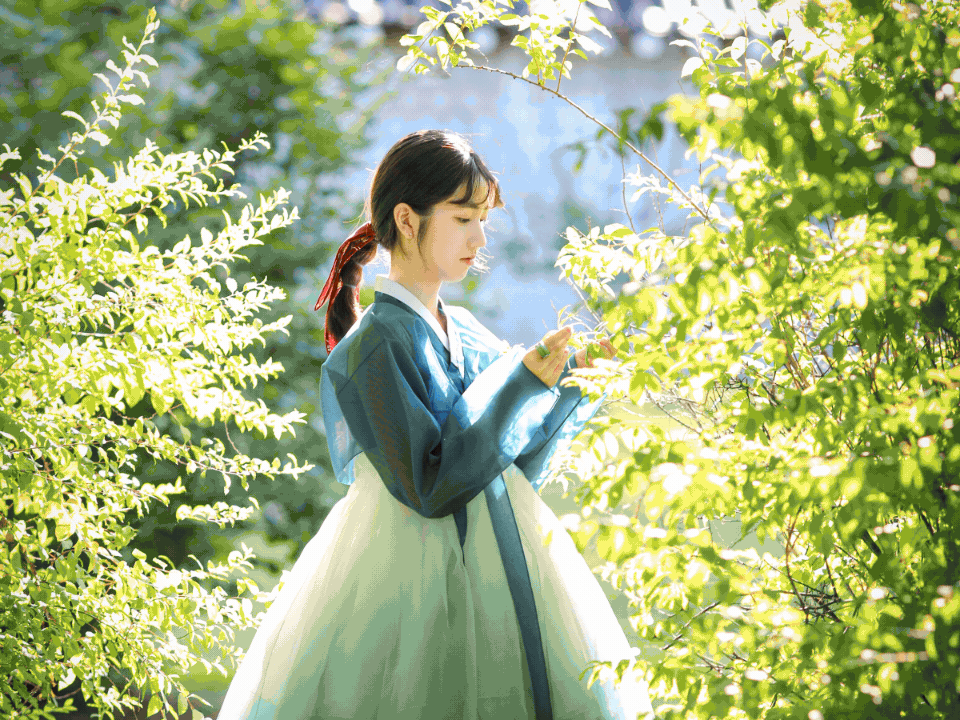 Ari Hanbok | Gyeongbokgung Hanbok Rental-image