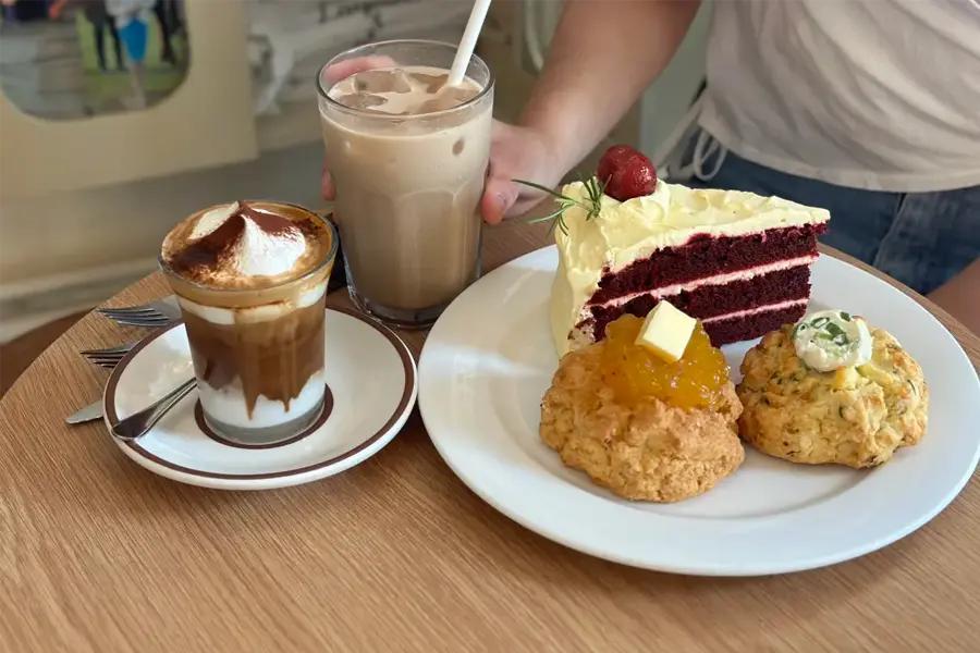 Cafe Layered 