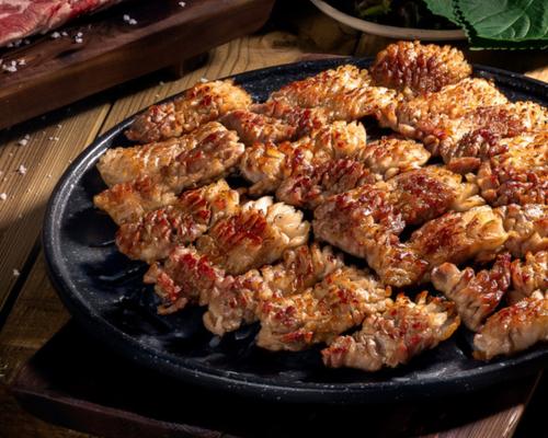 Effortless Reservation at Samyukga: Enjoy Delicious Grilled Meats