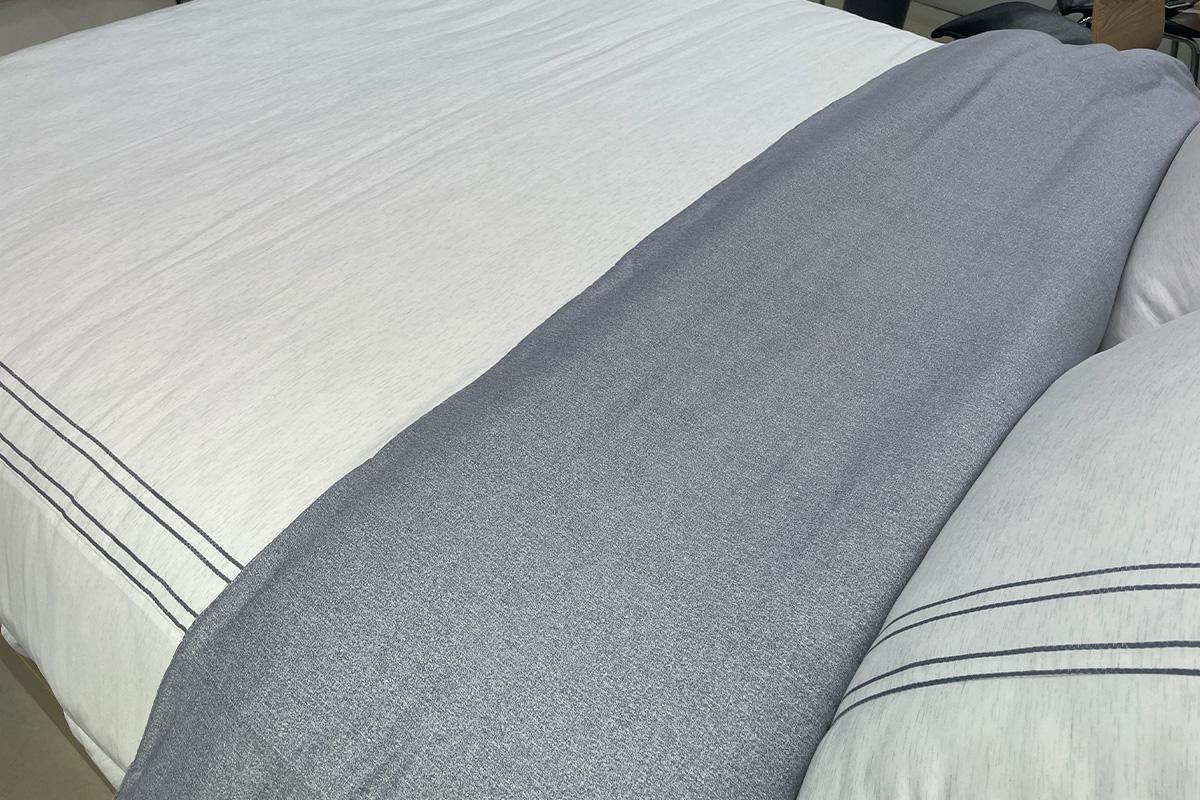 Intérieur de la boutique Evezary