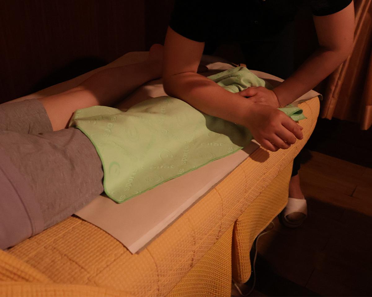 Korea sports massage therapist