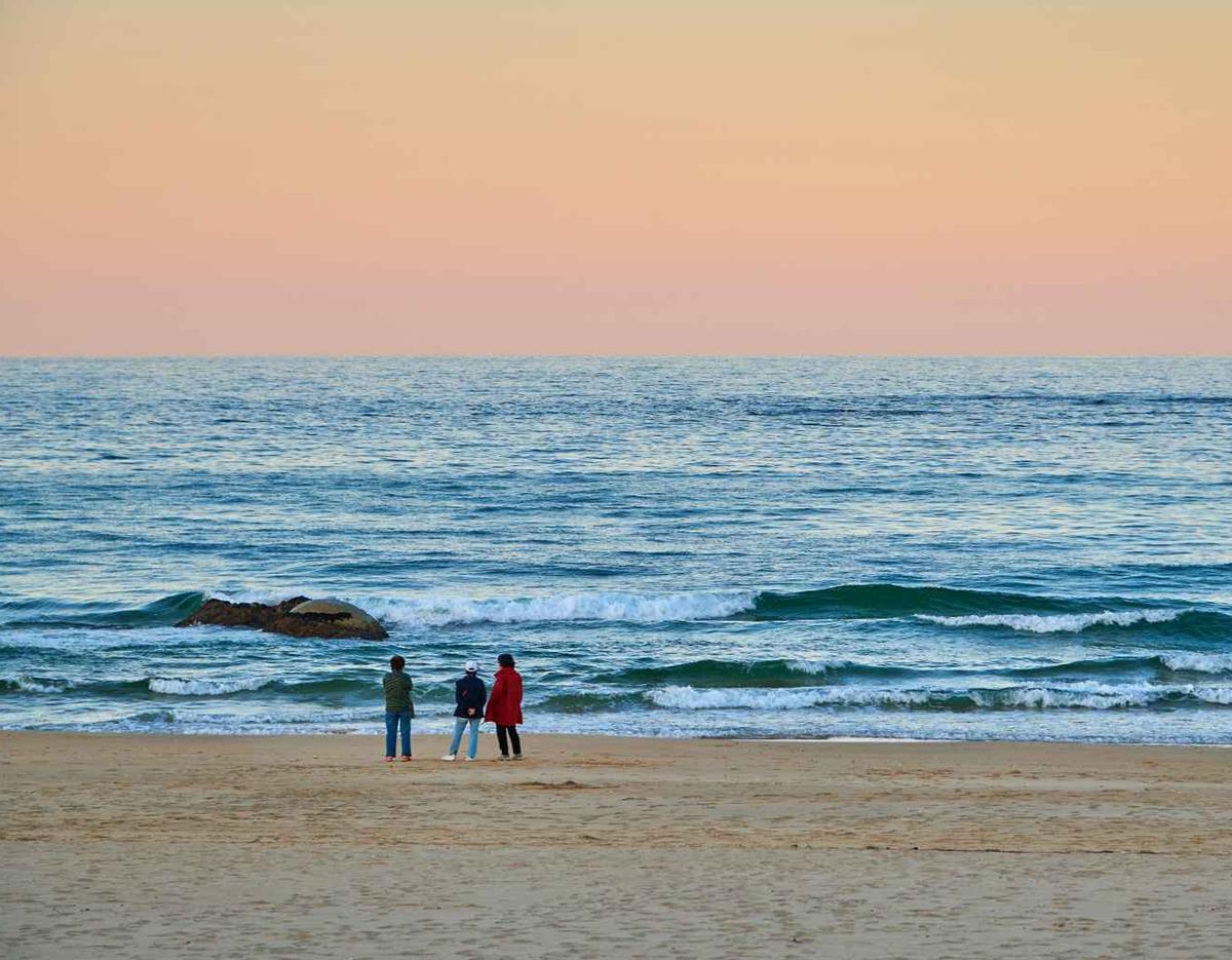 Jumunjin Beach - BTS bus stop