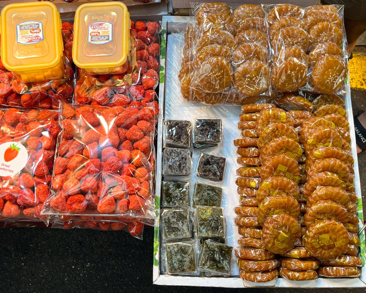 Дэлгүүрийн бүтээгдэхүүн