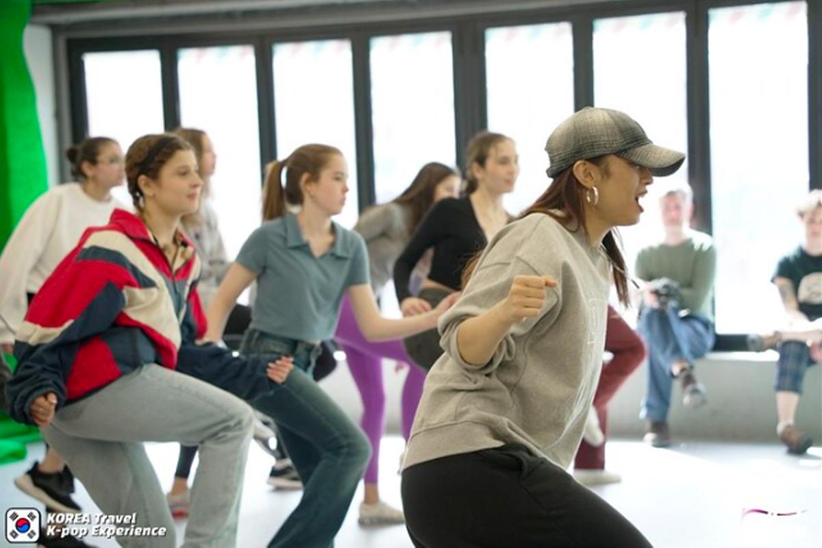 K-POP Dance Class