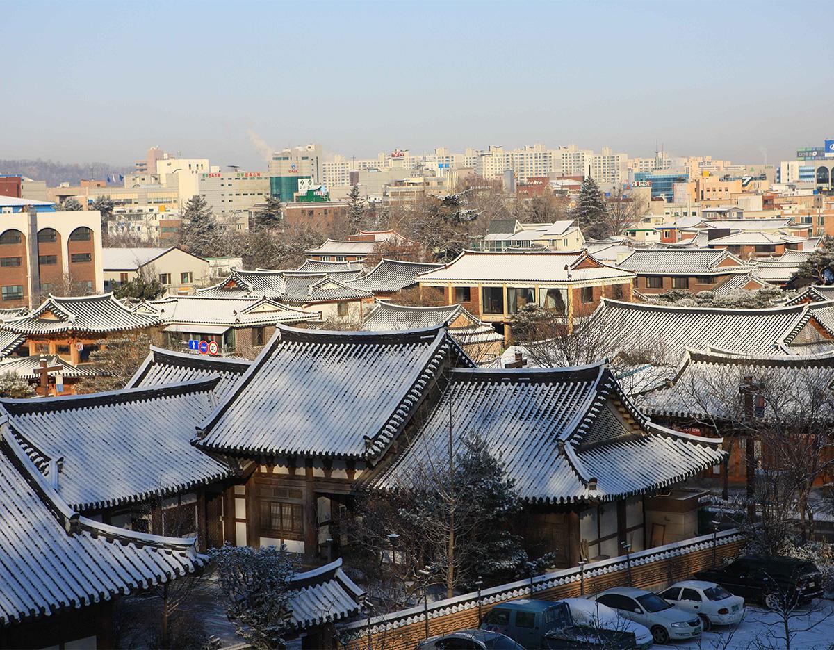 Jeonju Hanok Village & Jangtaesan & Daedunsan Serenity Nature Tour