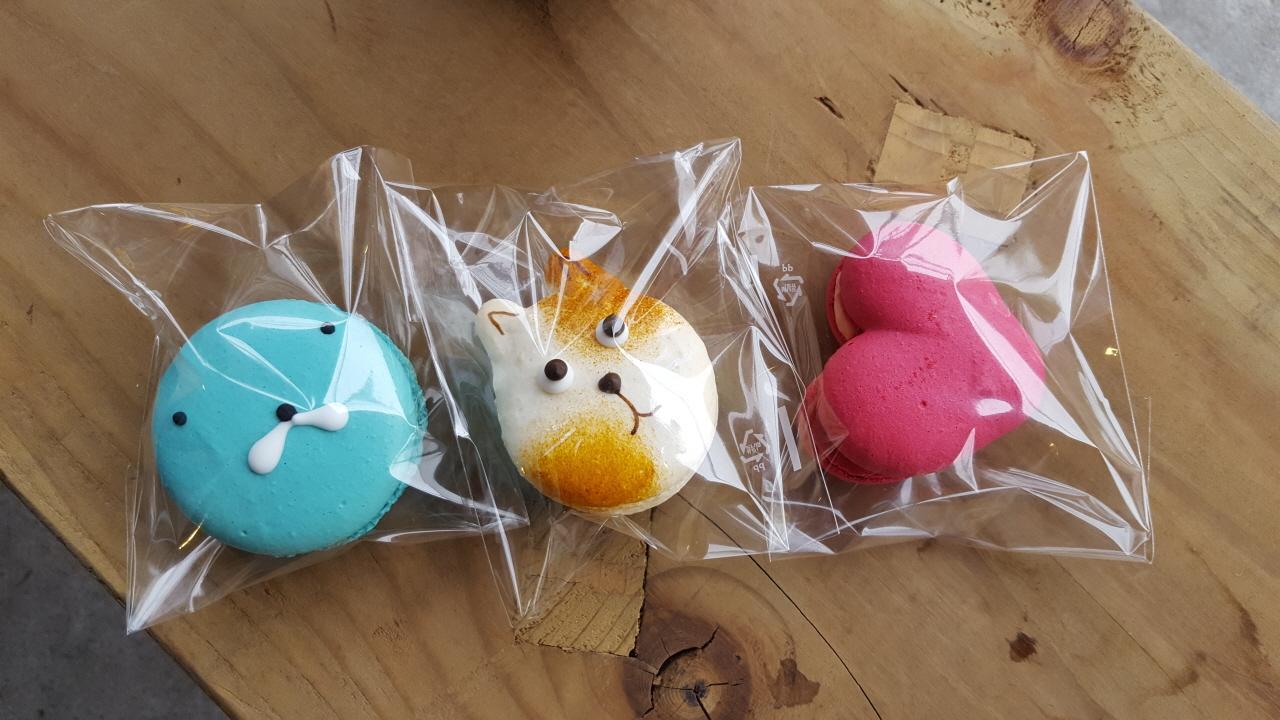 Suasana kafe image 2