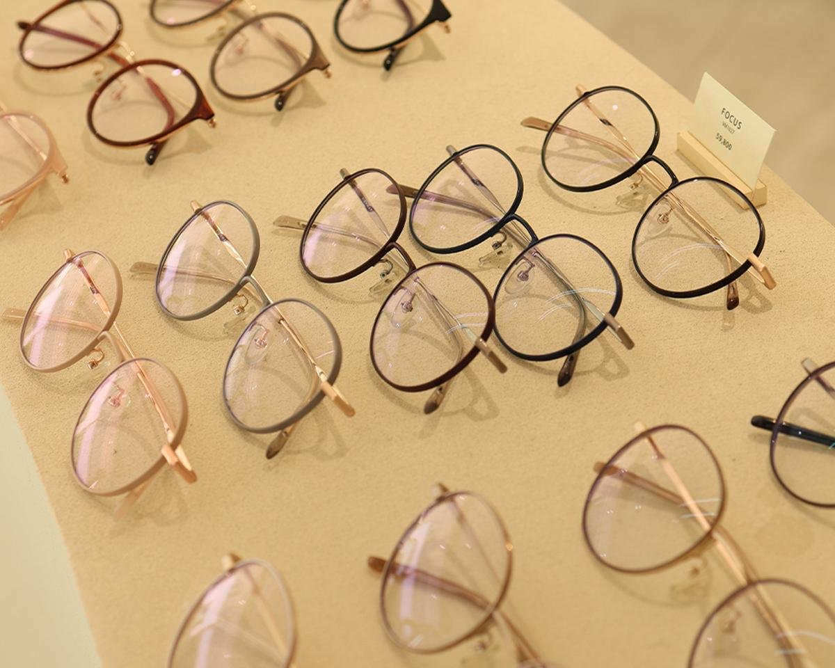 VIEWMAP Нүдний шилний дэлгүүр Ённам салбар