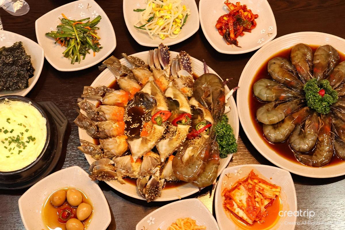 Présentation des plats chez Hamcho Ganjang Gejang