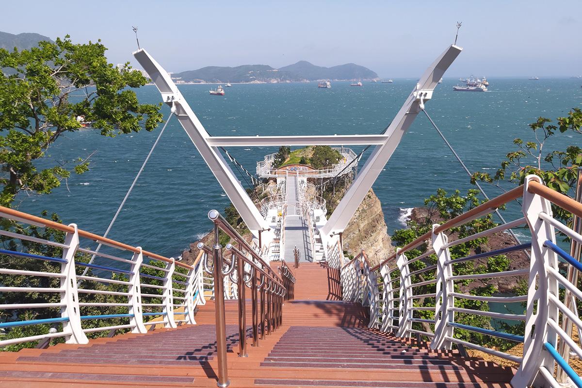 Songdo Bay Station