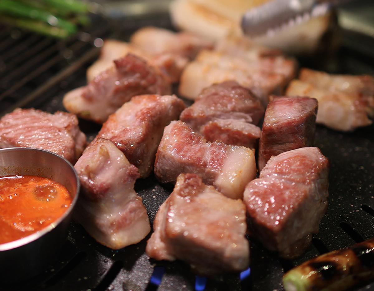 Berühmtes Schweinefleischrestaurant in YongsanㅣPassion Do Meat Restaurant-image