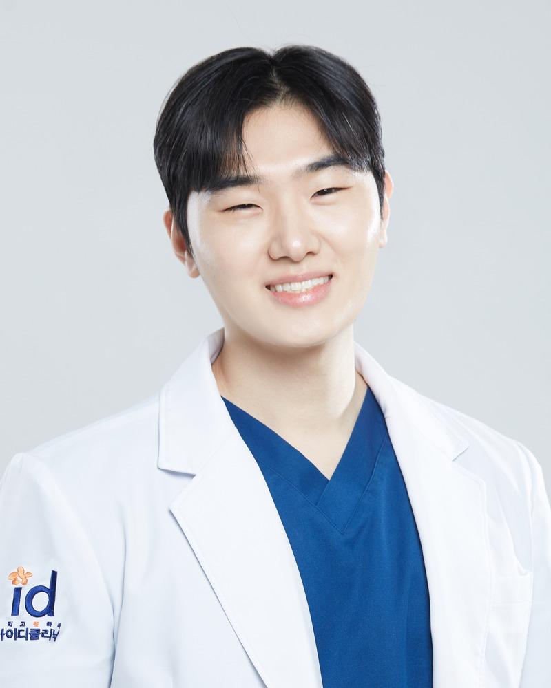 REPRESENTATIVE DIRECTOR KIM BOSEONG