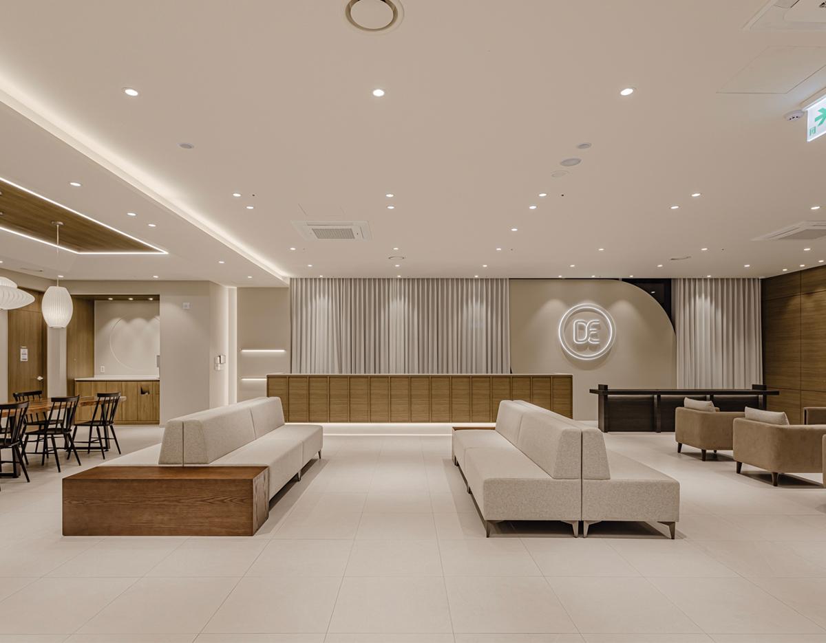Trattamenti professionali K-Beauty a HongdaeㅣDr. Evers Hongdae-image