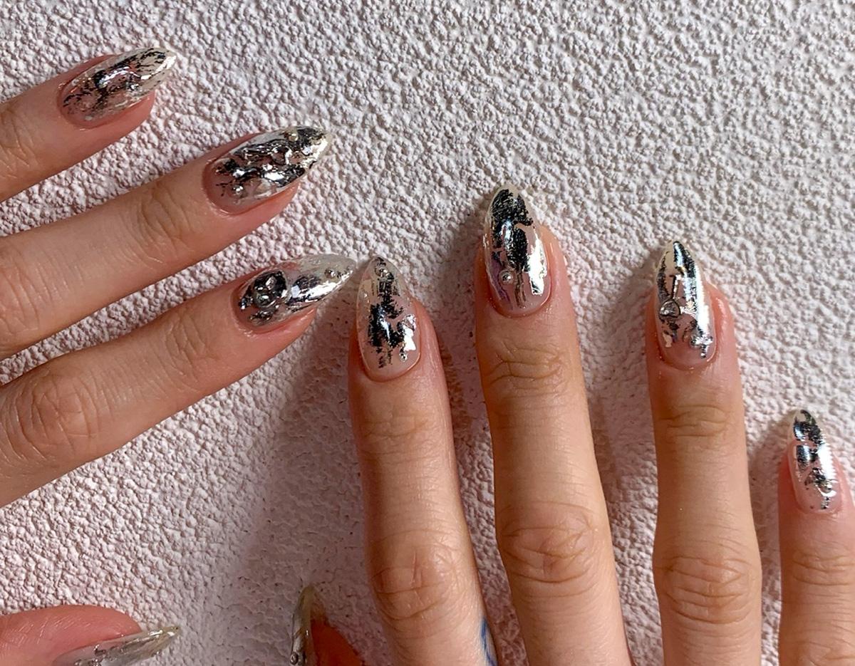 nail box