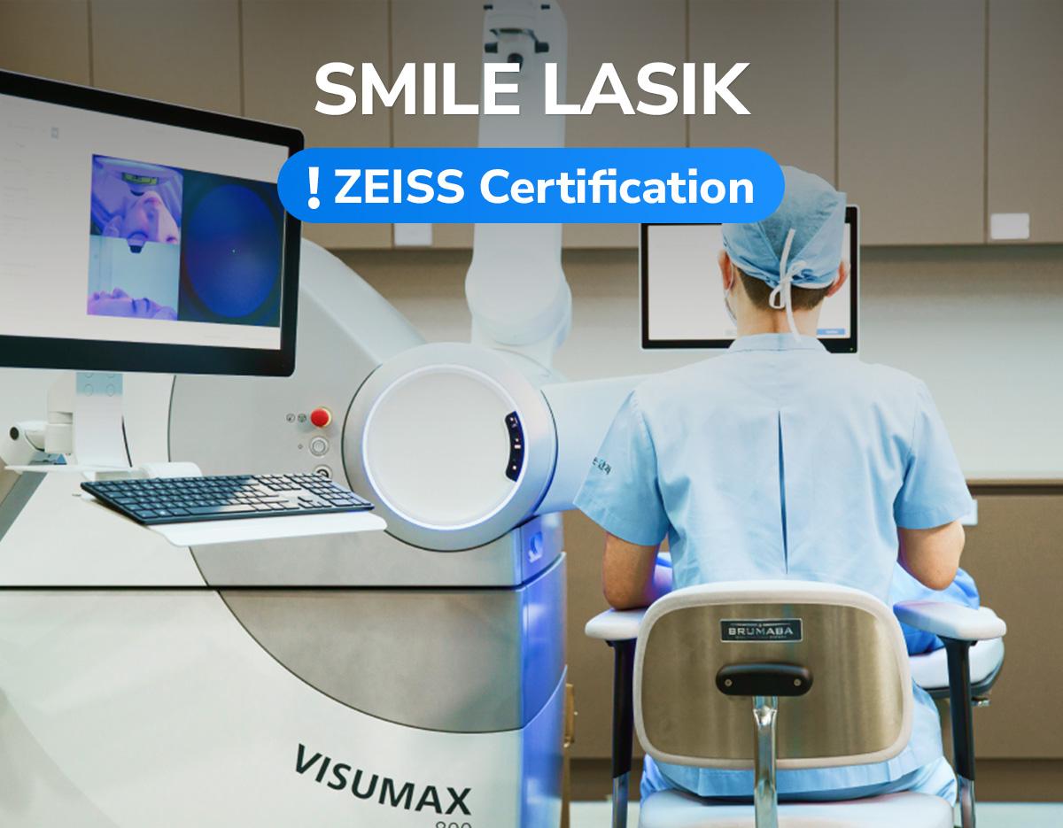 Eye surgeon operating ZEISS VisuMax equipment for SMILE LASIK at Gangnam Bright Eye Clinic