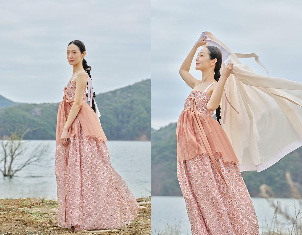 Eco-Friendly Modern Hanbok Rental at Gyeongbokgung