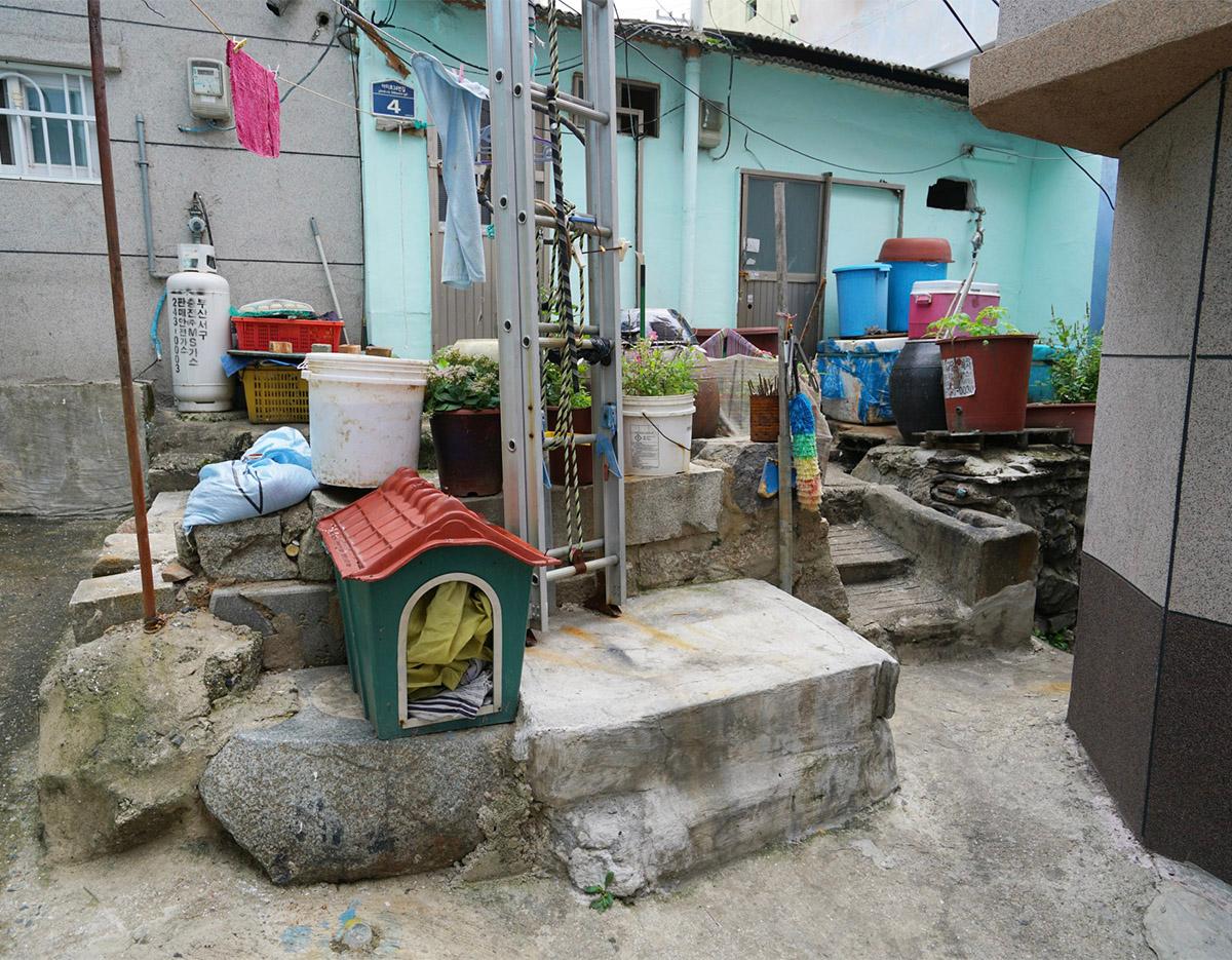 Ami-Dong Tombstone Culture Village