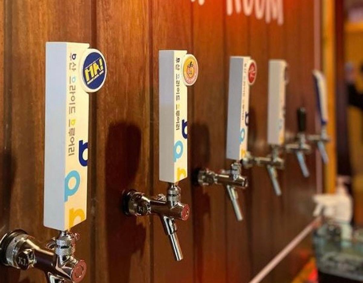 Fuzzy Navel（西面店）店内氛围