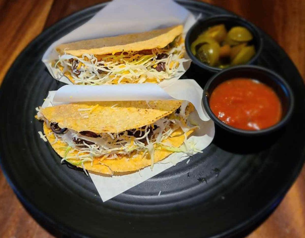 FUZZY NAVEL 餐點與飲品