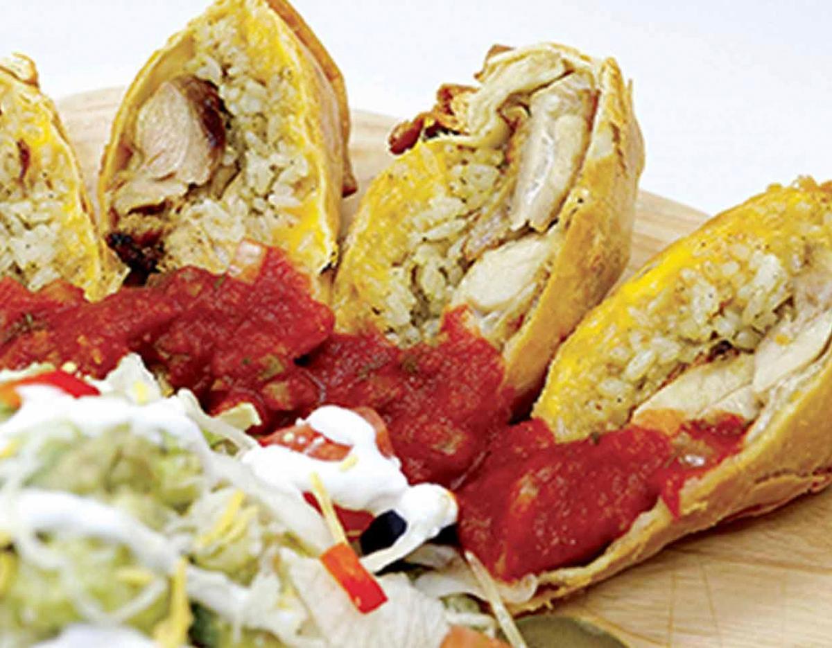 週末火焰秀與店內氣氛