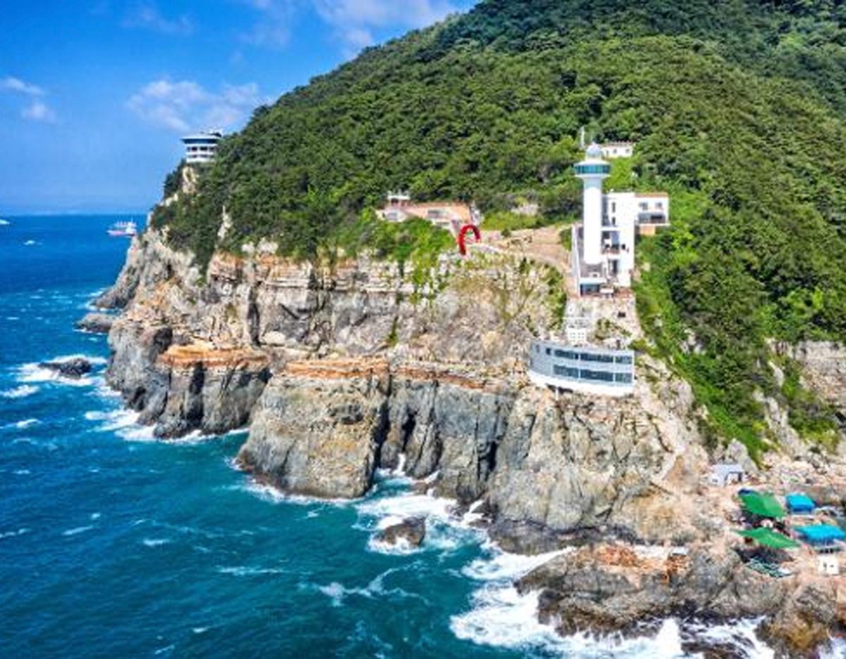 Busan, Daegu Hiking Tour