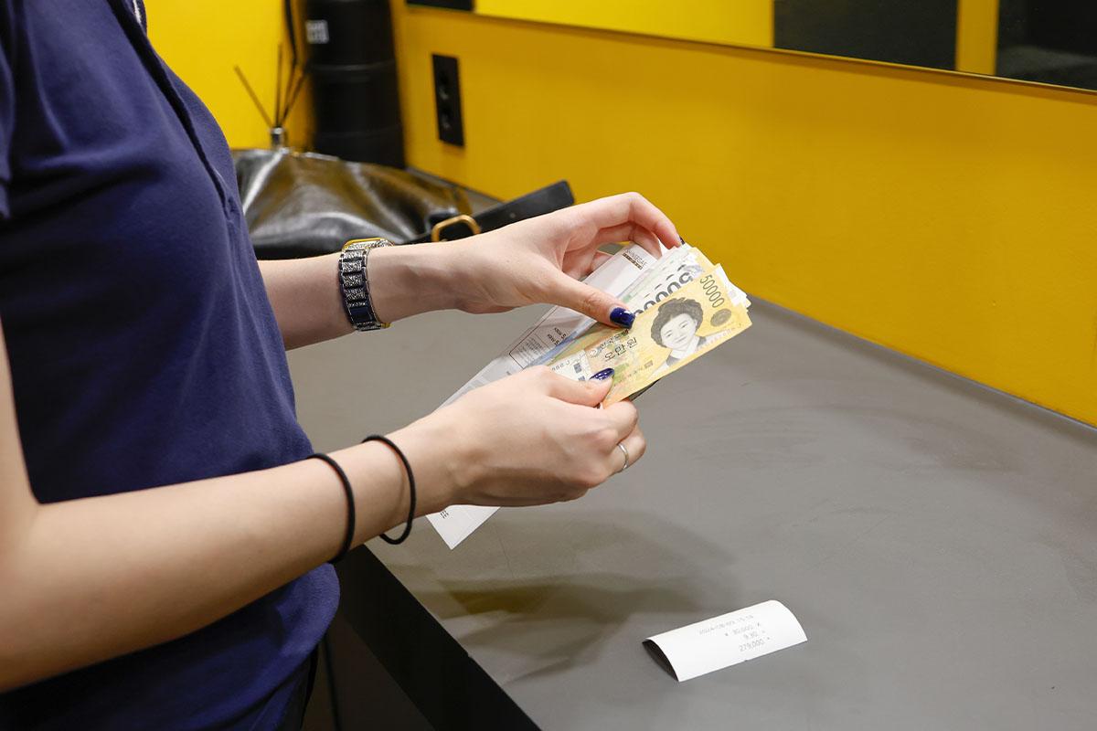 MONEY PLANET 利用イメージ