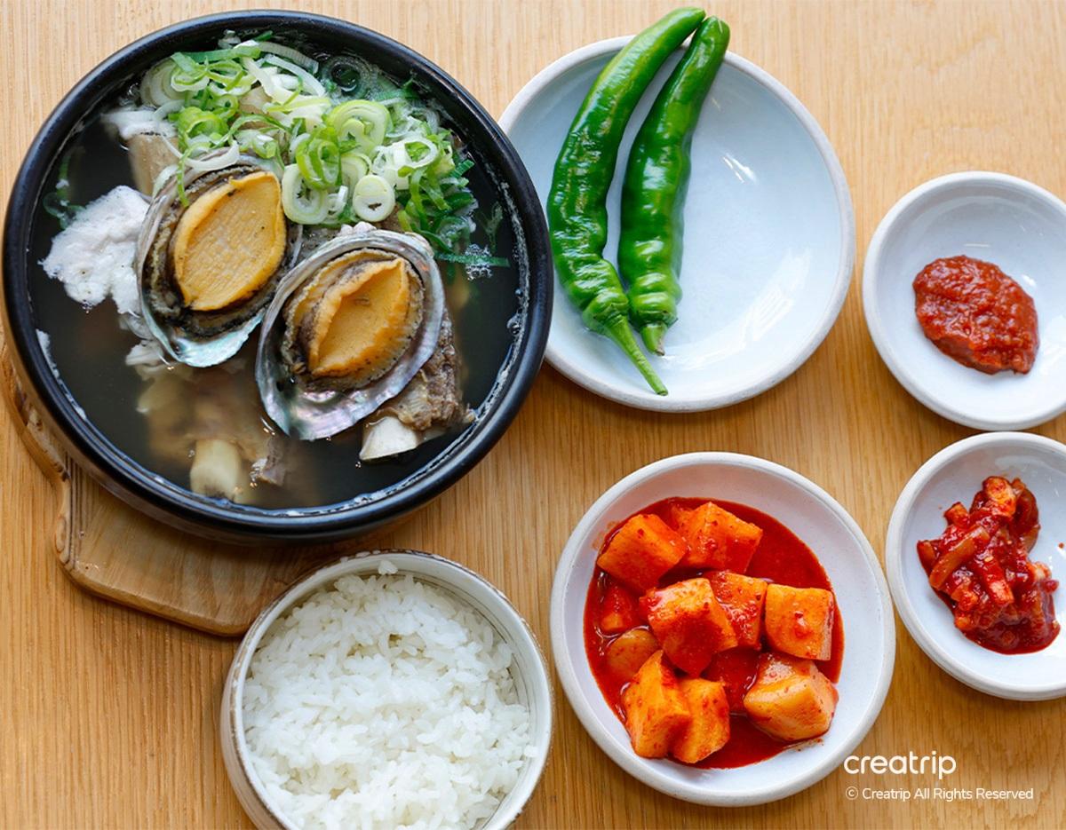 20小时慢熬排骨汤