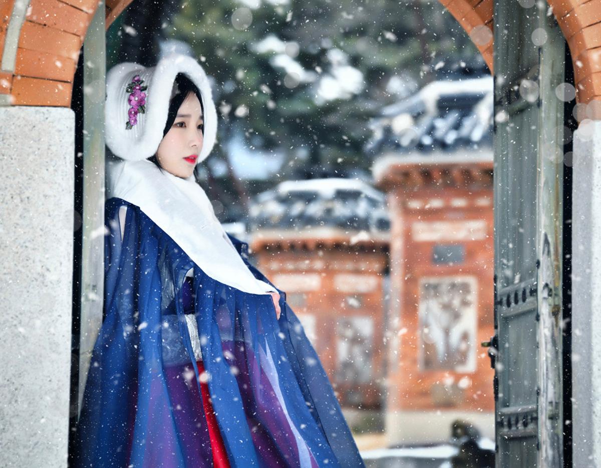 eruda studio hanbok snap