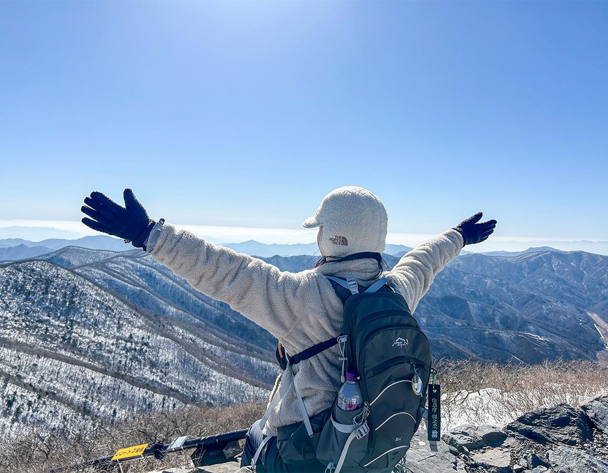 Top 2 Snowflake Hiking in South Korea + Local Restaurants by Region