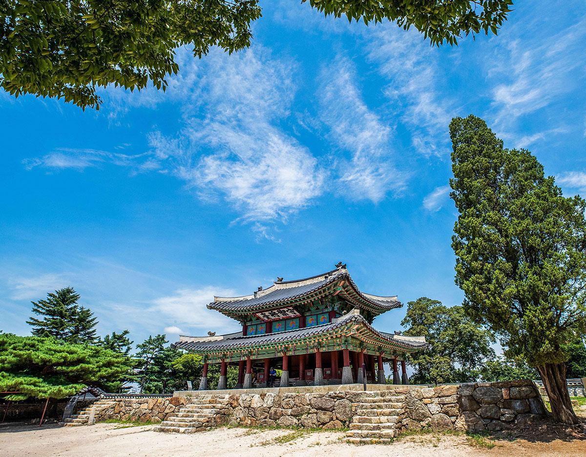 The royal tomb of King Sejong + Icheon Ceramic Art Village + Namhansanseong Fortress one day tour (EG Tour)