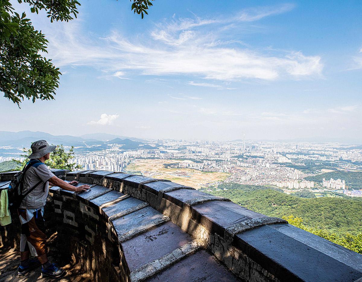 The royal tomb of King Sejong + Icheon Ceramic Art Village + Namhansanseong Fortress one day tour (EG Tour)