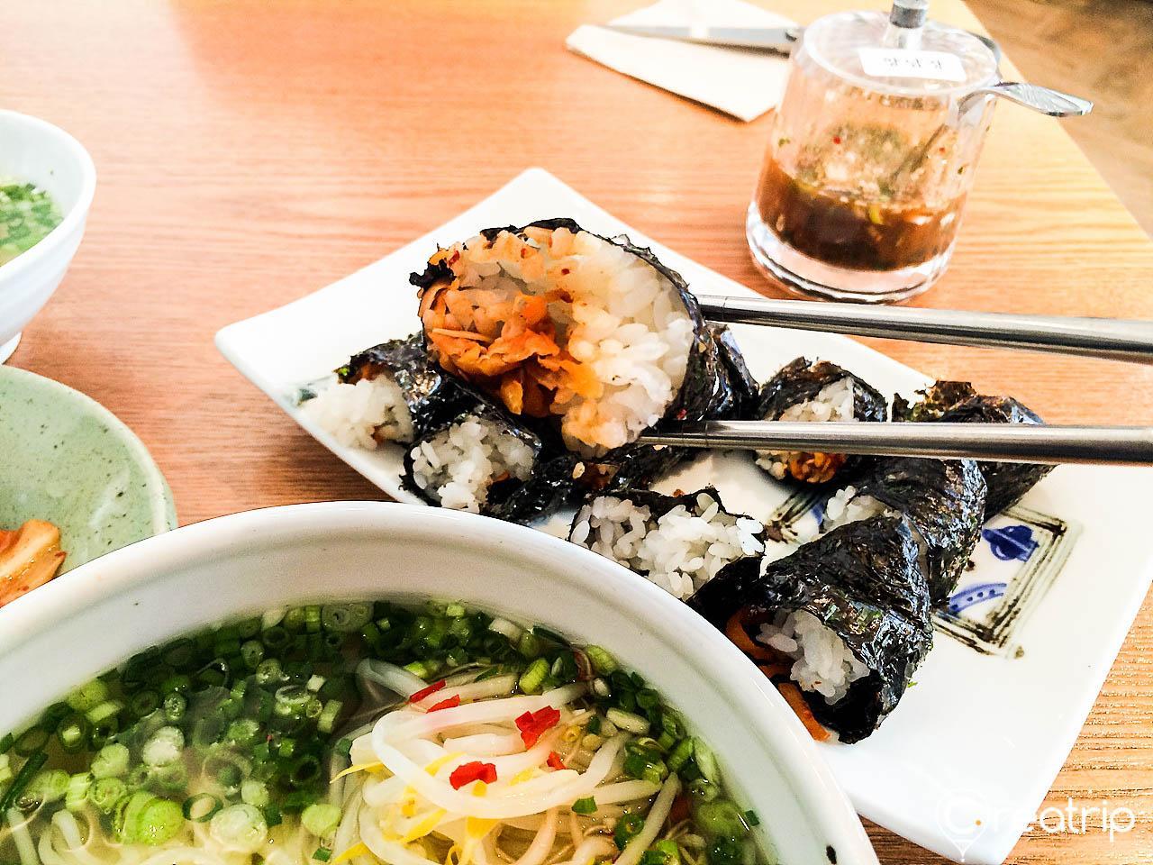 Songjeong House image 5