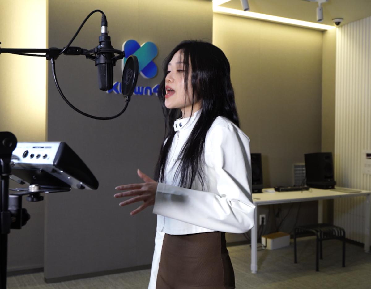 Ktown4u Recording MV Package