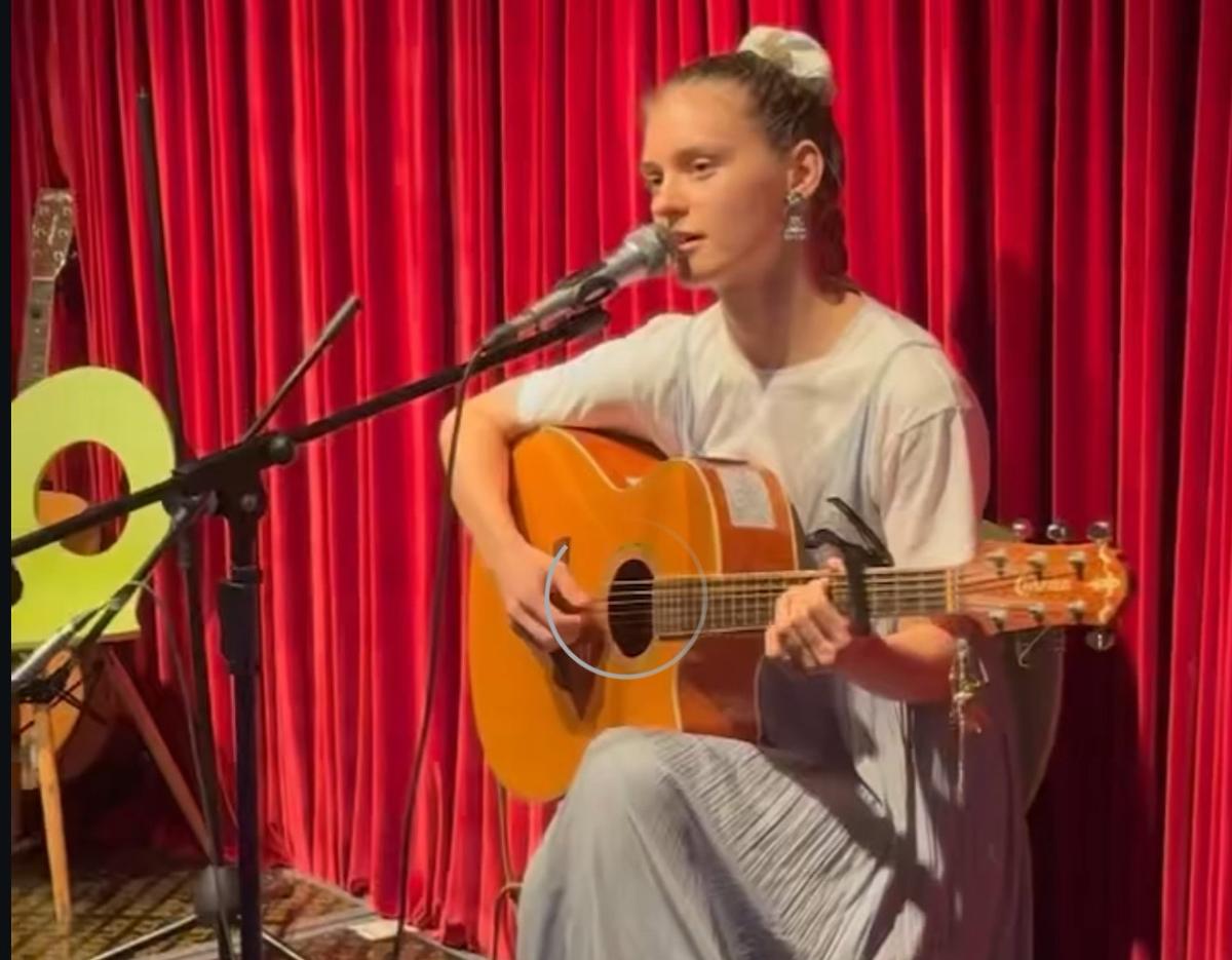 Seoul’s Stars: Open Mic with Local & International Talent