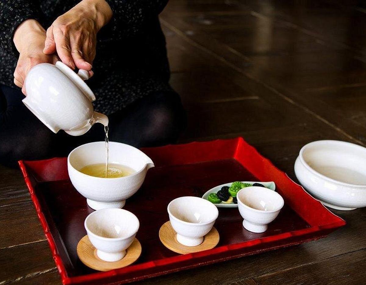 Gyeongbokgung & Insa-dong Food Tour