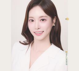 Anana Studio（專業棚拍/證件照）