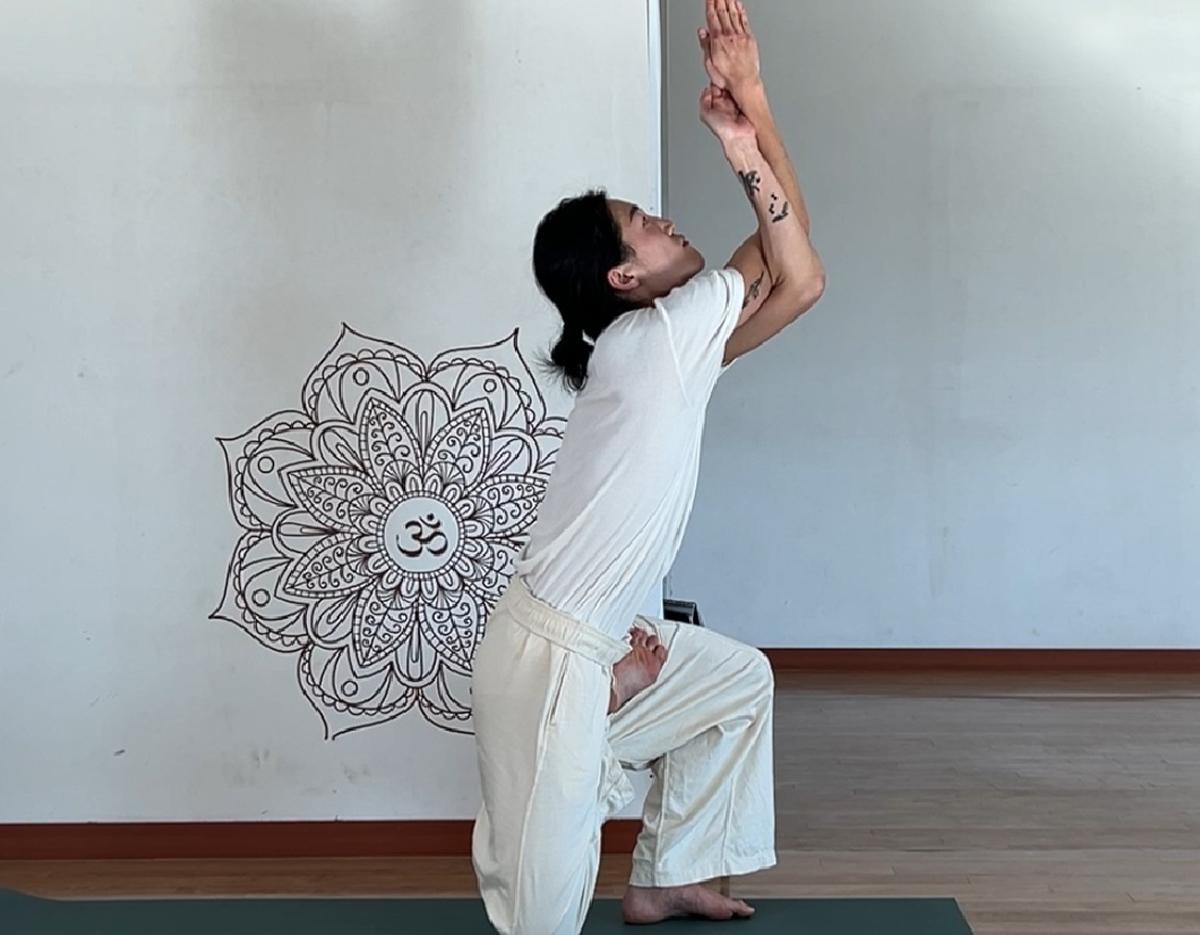 English Hatha Yoga Class