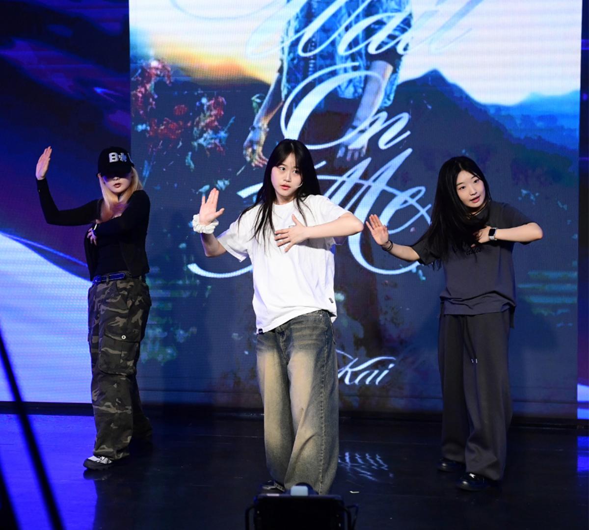 K-Universe Stage KPOP體驗-image
